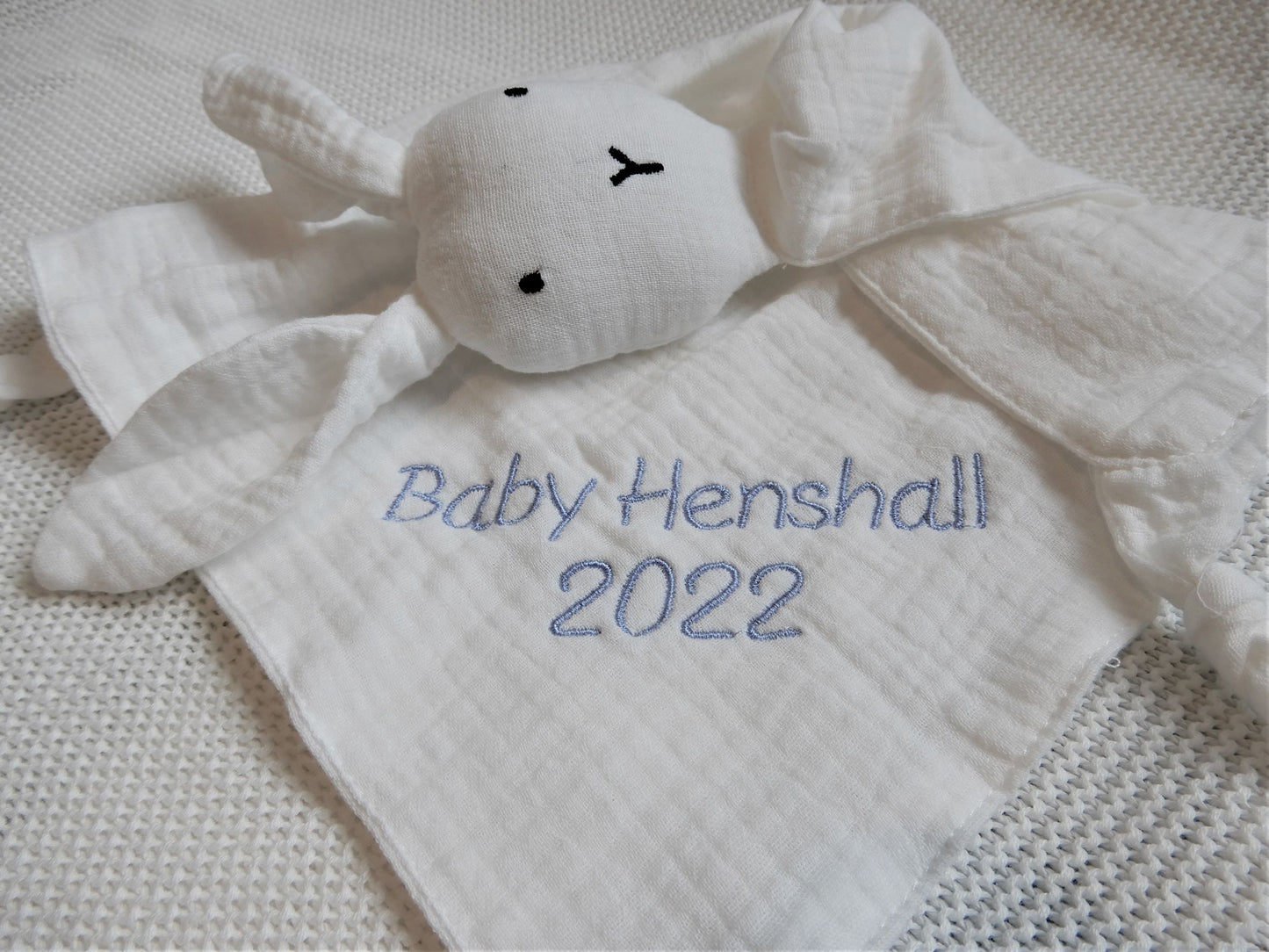 Bunny comforter with birth date for personalisation 